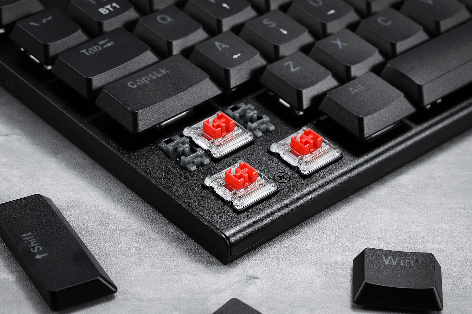 Low profile wireless gaming keybaord.JPG