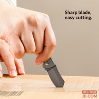 07aeaf4094a4be6a-f-w_200