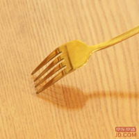 4768ffb331eee49b-w_200